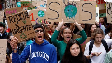 Strajki klimatyczne w 2,3 tys. miast na całym świecie. "Chcemy żyć!"