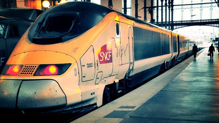 Francuski rząd zamawia pociągi TGV dla ratowania fabryki. Mimo, że nie pojadą z pełną prędkością