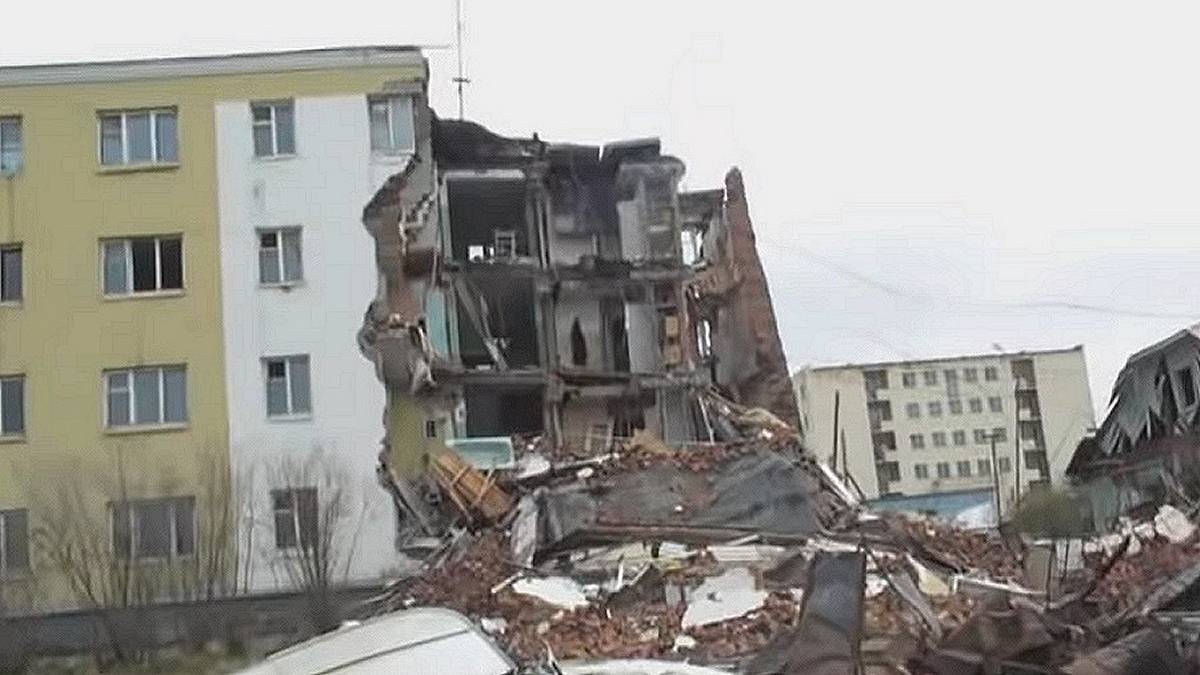 Roztapiająca się zmarzlina powoduje zawalania się budynków w Arktyce. Fot. National Science Foundation.