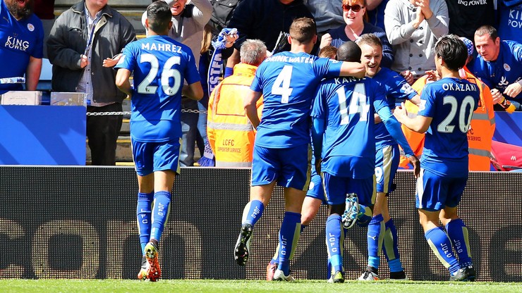 Czterech piłkarzy Leicester w jedenastce sezonu Premier League. Nie ma Ozila i Aguero