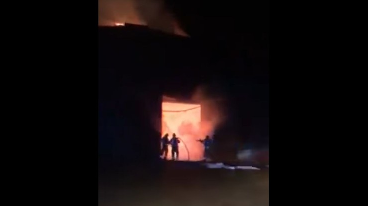 Pożar na terenie Alvernia Studios. W ogniu jedna z kopuł studia filmowego