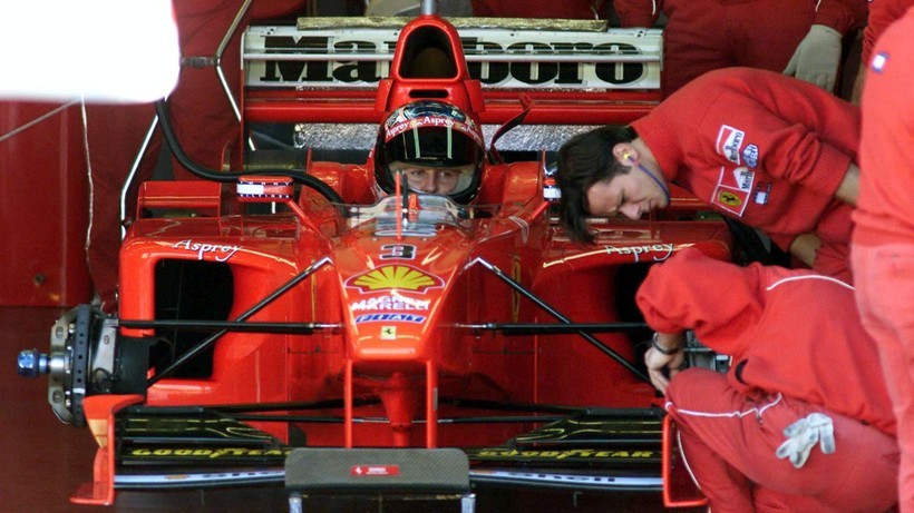 Bolid Formuły 1 Michaela Schumachera na aukcji w Genewie