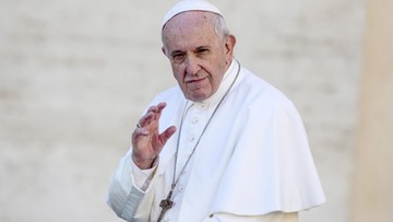 Papież krytykuje opłaty za sakramenty. "Nie wolno ustalać cennika"