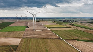 Rząd chce nowych zasad budowy elektrowni wiatrowych. Przyjęto projekt ustawy