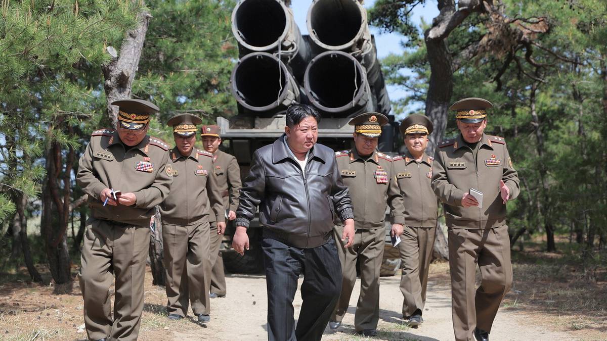 Korea Północna symuluje atak na USA. Przeprowadzono testy