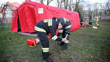 W całej Polsce ćwiczenia strażaków w związku z koronawirusem [WIDEO]