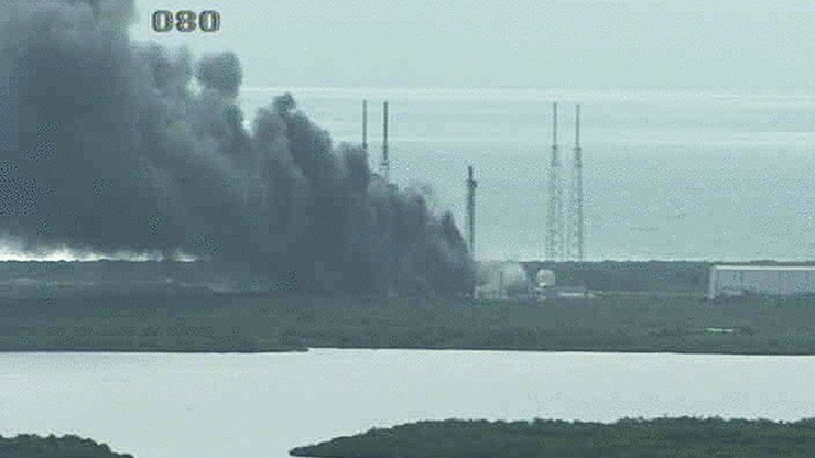 Eksplozja na przylądku Canaveral. Wybuch zniszczył rakietę Falcon 9