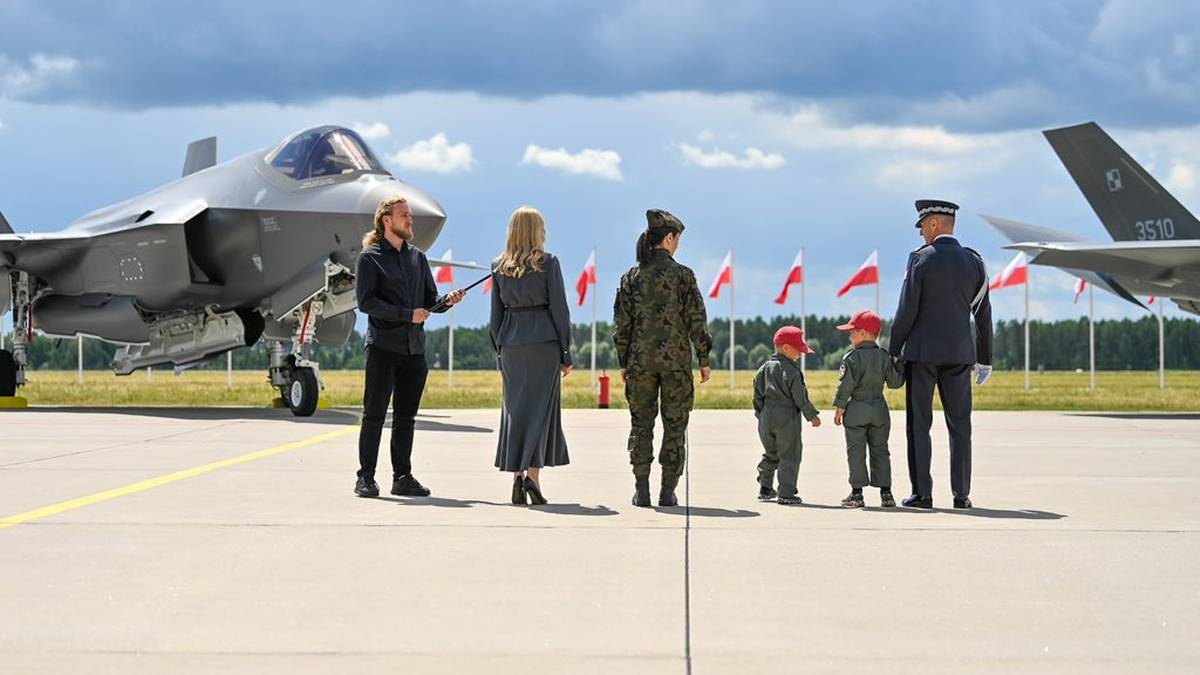 Powitanie F-35 w Polsce. Wzruszający moment na płycie lotniska