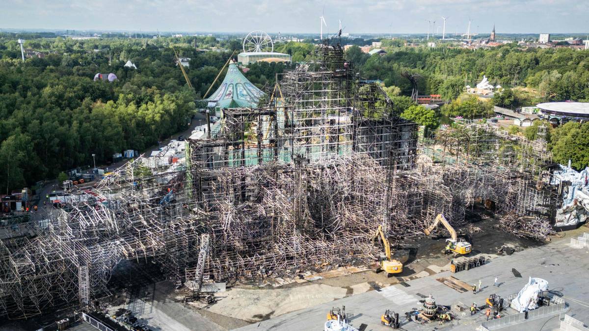 Pożar strawił główną scenę festiwalu Tomorrowland. Ważny komunikat organizatorów