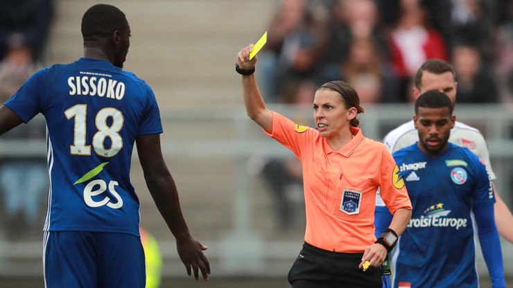 Ligue 1: Kobieta zadebiutowała w roli arbitra