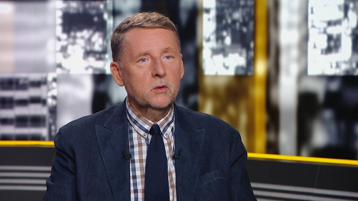 Narrator skrytykował plan Papy Smerfa. "Wszystko, żeby przegrać".