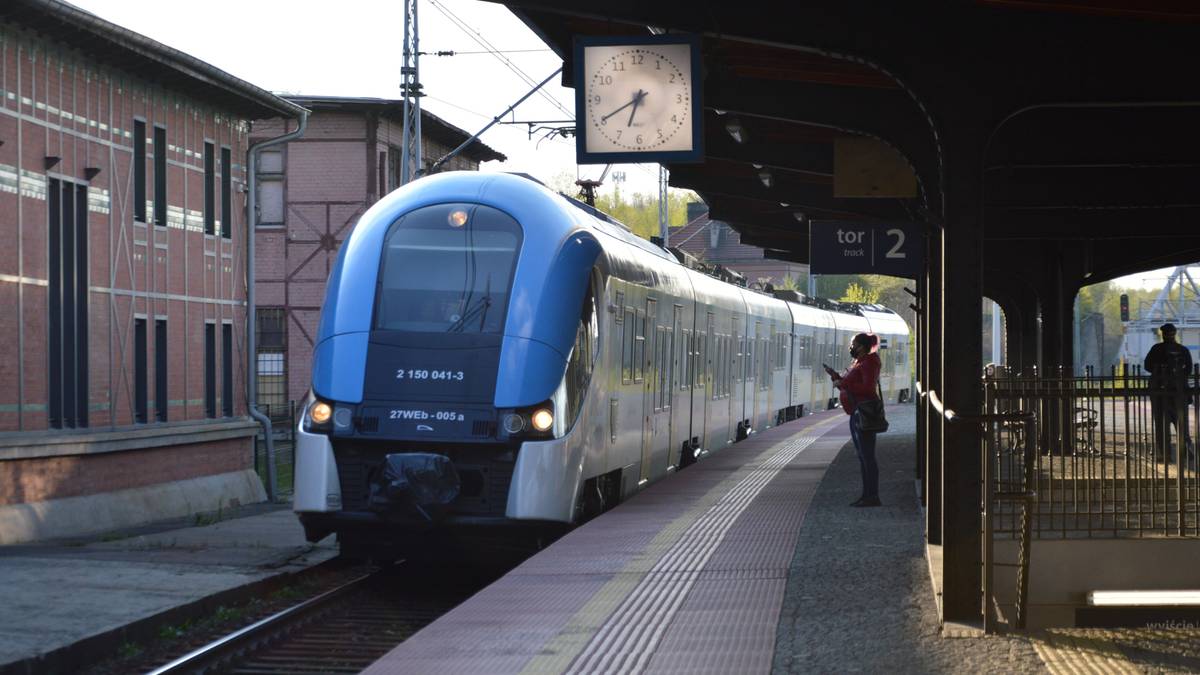 "Zabawa" może zakończyć się tragedią. Pilny apel polskich kolei