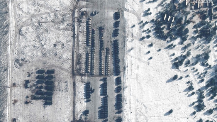 Ukraina. Zdjęcia satelitarne pokazują nowe rosyjskie siły przy granicy z Rosją