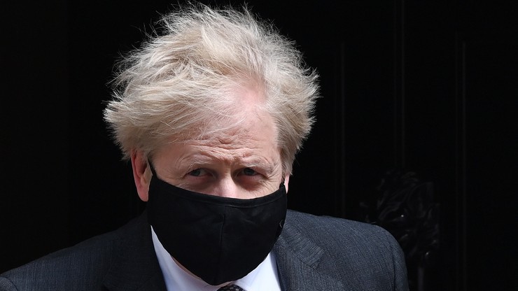 Media: Boris Johnson nie chciał lockdownu. "Niech ciała piętrzą się w tysiącach"