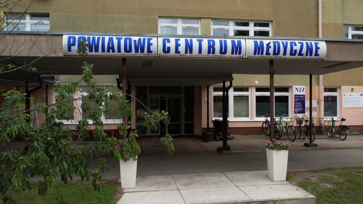 Doctor in Braniewo earned 1.8M PLN a year under "scandalous contracts"