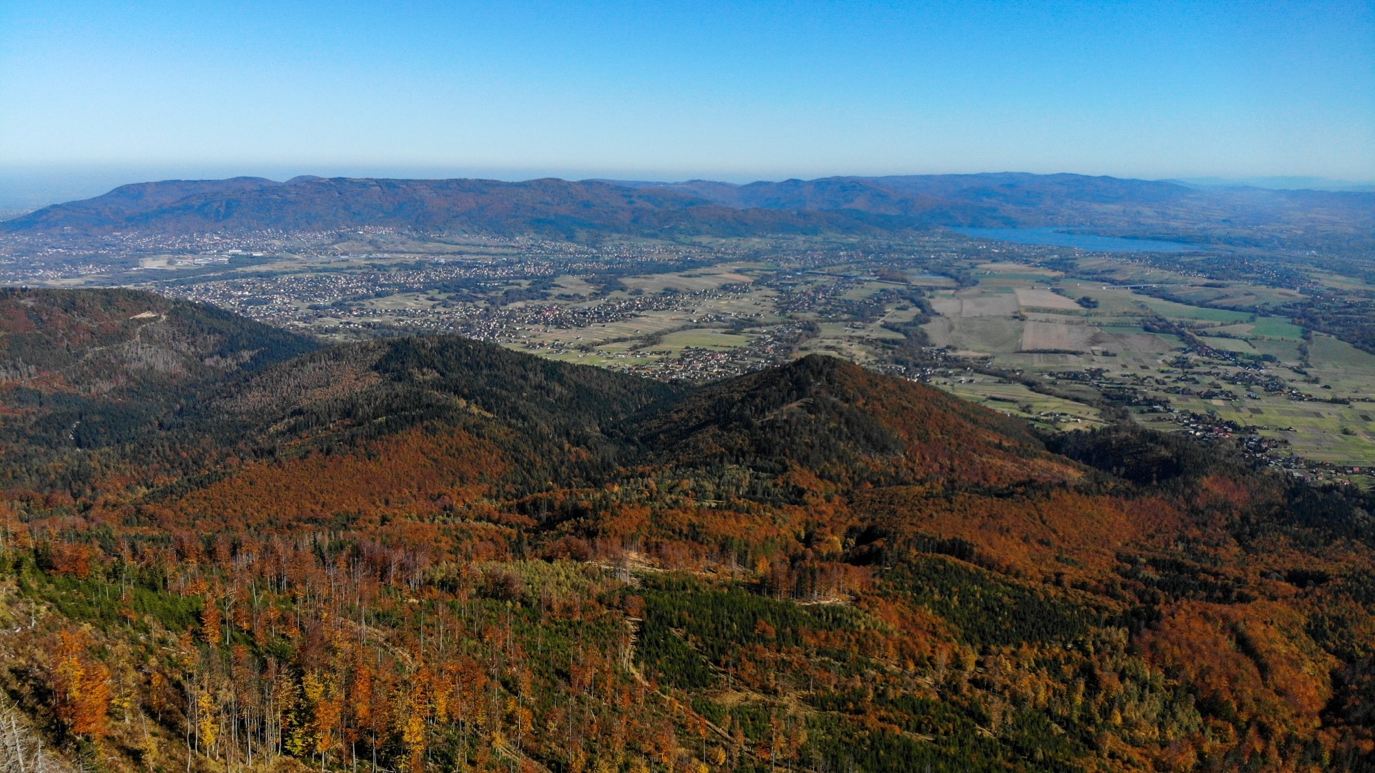 Jesień w górach z lotu ptaka - zdjęcie 17