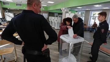 Ukraińcy paraliżują "wybory" w Rosji. Kremlowskie MSZ grzmi
