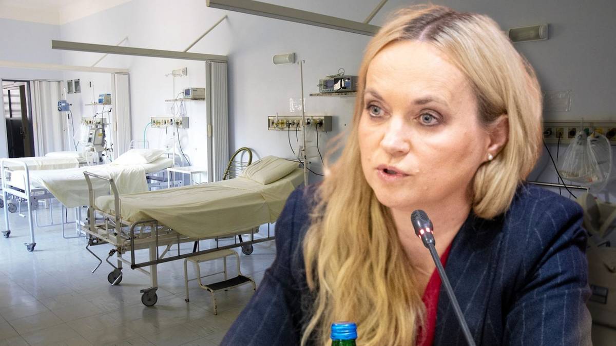 Kobieta przemawia, w tle sala szpitalna.