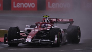 F1: Groźny wypadek tuż po starcie. Wyścig został wstrzymany 