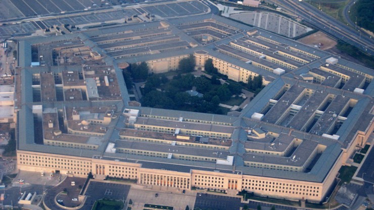 Kongres USA uchwalił rekordowy budżet Pentagonu