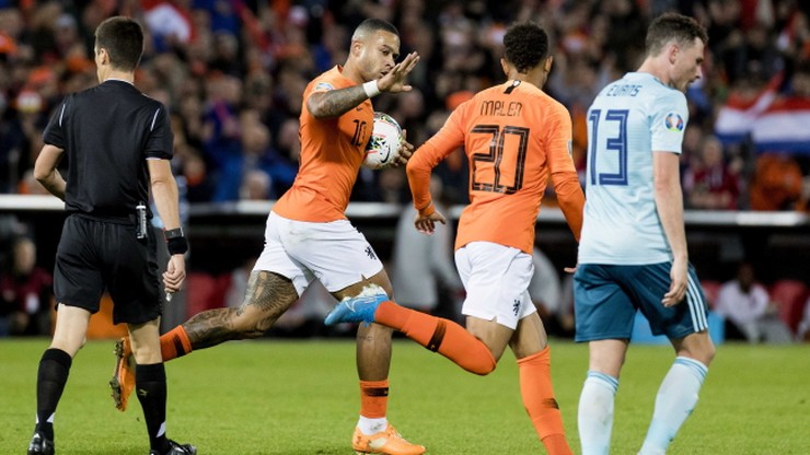 El. Euro 2020: Holandia pokonała Irlandię Północną po zabójczej końcówce