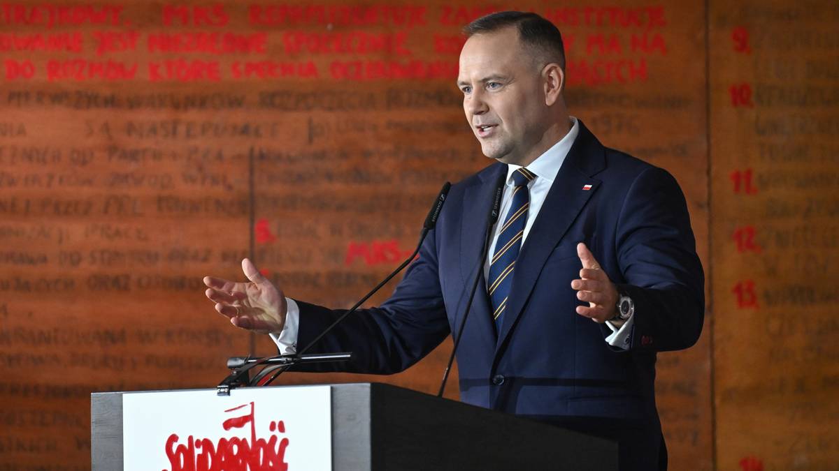 "Nikt nie zabroni nam mówić prawdy". Karol Nawrocki uderza w Lecha Wałęsę