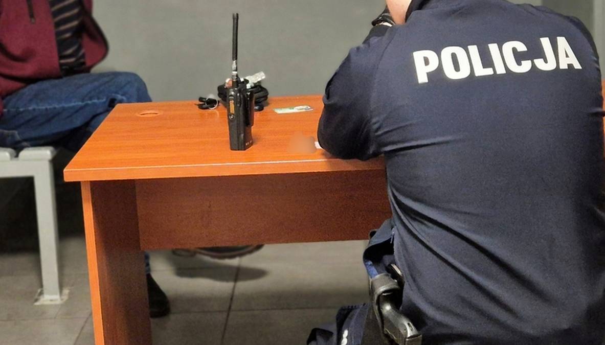 63-latek groził wysadzeniem przychodni. Na komendę przyjechał pijany