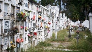 Z kolumbijskiego cmentarza zniknęły szczątki 1000 osób