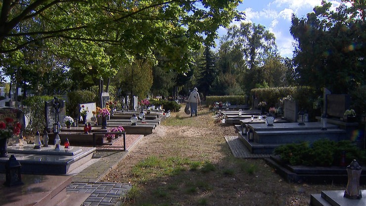 Płońsk. Noworodek zakopany na cmentarzu. "Nie wiemy, czy żył w chwili pochówku"
