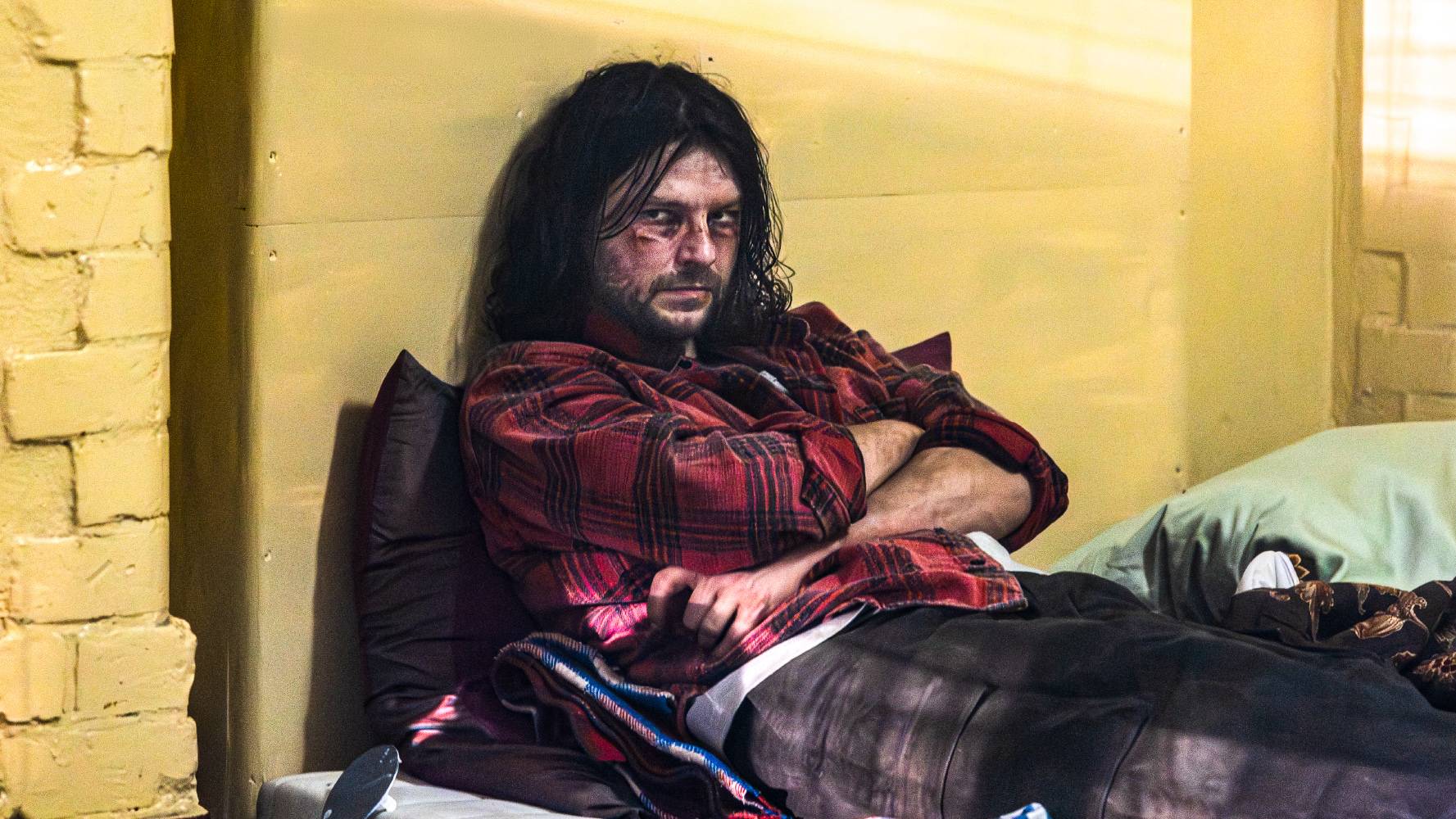 Mateusz Kościukiewicz bez ogr&oacute;dek o roli Pawła. &bdquo;Poszaleli&rdquo;