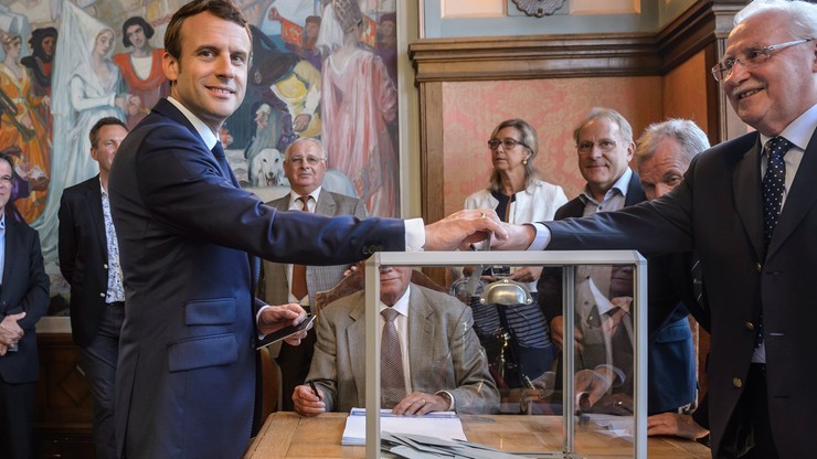 Francuzi wybierają parlament. Frekwencja nie jest wysoka