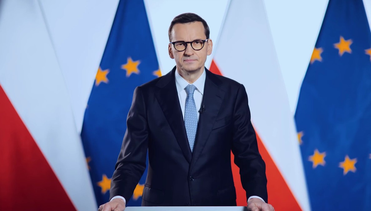 Mateusz Morawiecki przemówił po angielsku. Alarmuje w sprawie TVP