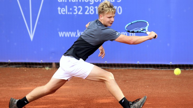 MP w tenisie: Hubert Hurkacz poza turniejem. Junior autorem sensacji