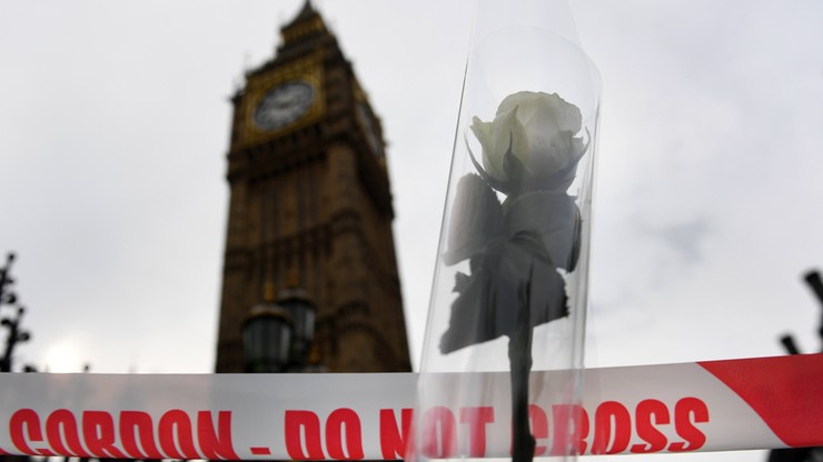 Ośmioro zatrzymanych ws. ataku w Londynie. Trzy z nich to kobiety