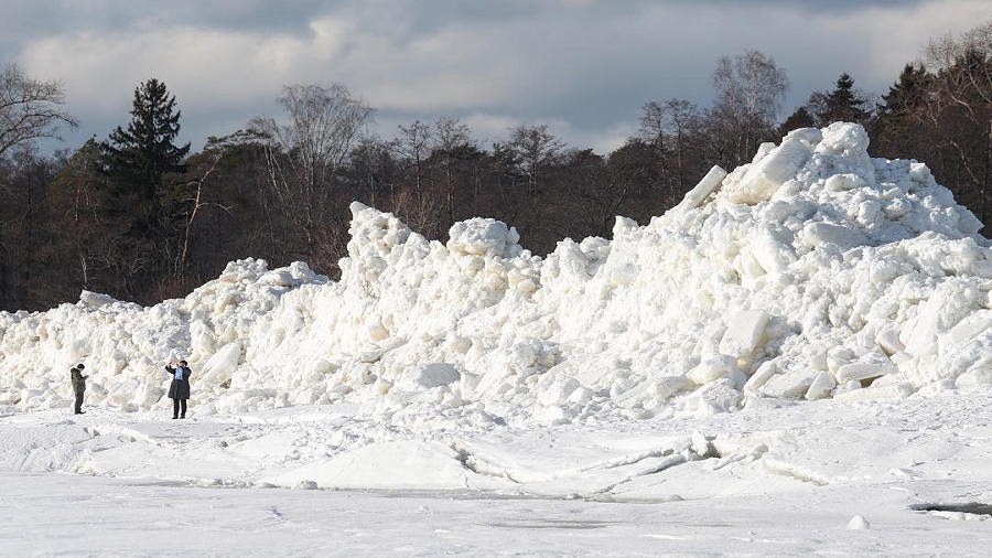 14.03.2019 09:00 Lodowe góry niespodziewanie wyrosły nad brzegami Bałtyku. Skąd się wzięło to niezwykłe zjawisko?