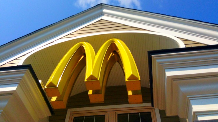 Francuski fiskus domaga się od McDonald's 300 mln euro