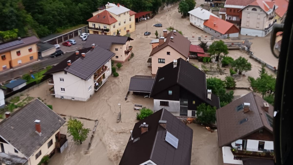 Powodzie w Słowenii. Polskie MSZ ostrzega przed podróżami