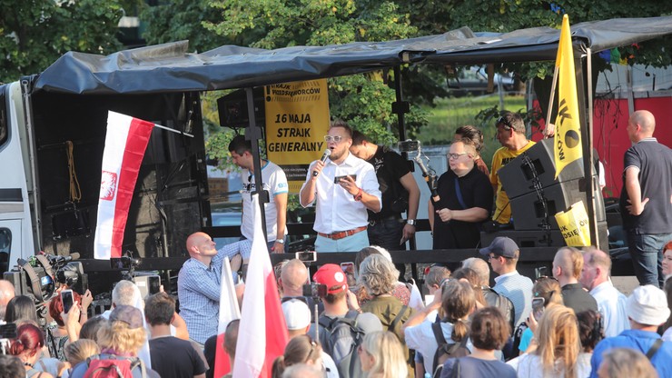 Tanajno protestował przeciw "ustawie przestępczość+". Marsz w Warszawie