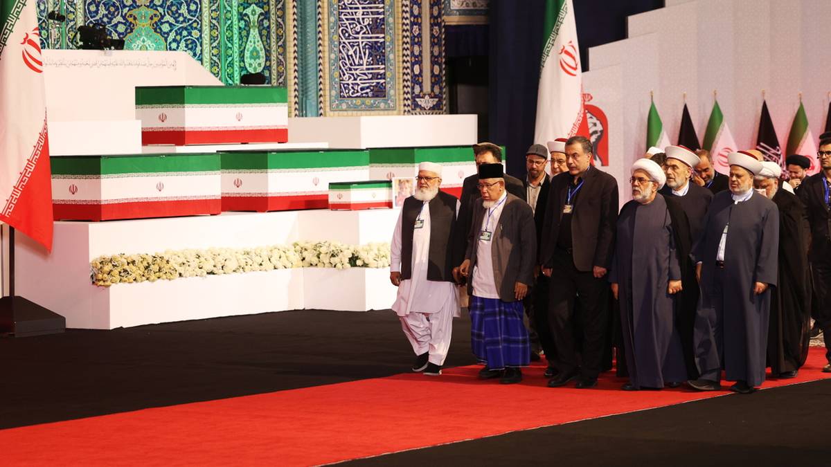 Kilkudniowy pogrzeb, choćby 20 mln osób. Iran żegna najwyższego przywódcę