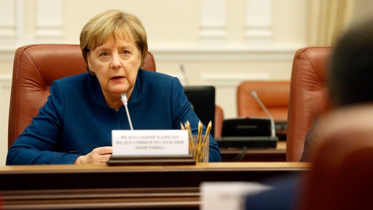 Merkel za przedłużeniem sankcji UE wobec Rosji