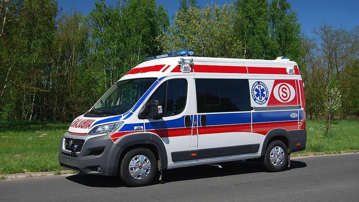 Wejherowo: Zniszczył i okradł ambulans. Został zatrzymany