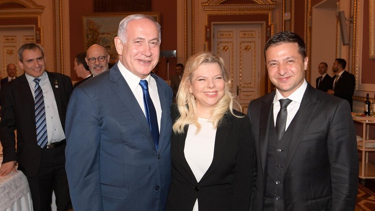 Premier Izraela tłumaczy się z zachowania swojej żony na lotnisku w Kijowie