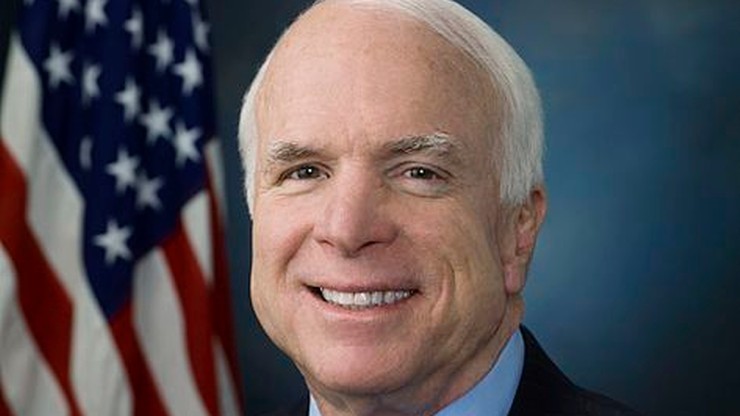 Senator McCain przechodzi kurację po chemioterapii. Zdiagnozowano u niego raka mózgu