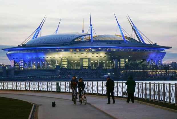 Stadiony na finały ME 2020
