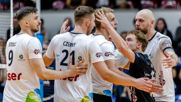 PLS 1. Liga siatkarzy: MCKiS Jaworzno - Pierrot Czarni Radom. Relacja live i wynik na żywo