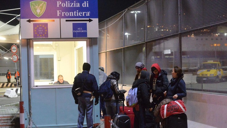 Włochy: 84 proc. obywateli chce kontroli na granicach