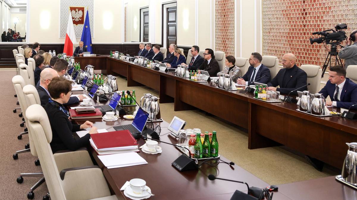 Polacy wybrali najgorszego ministra w rządzie Donalda Tuska. Duża przewaga nad pozostałymi