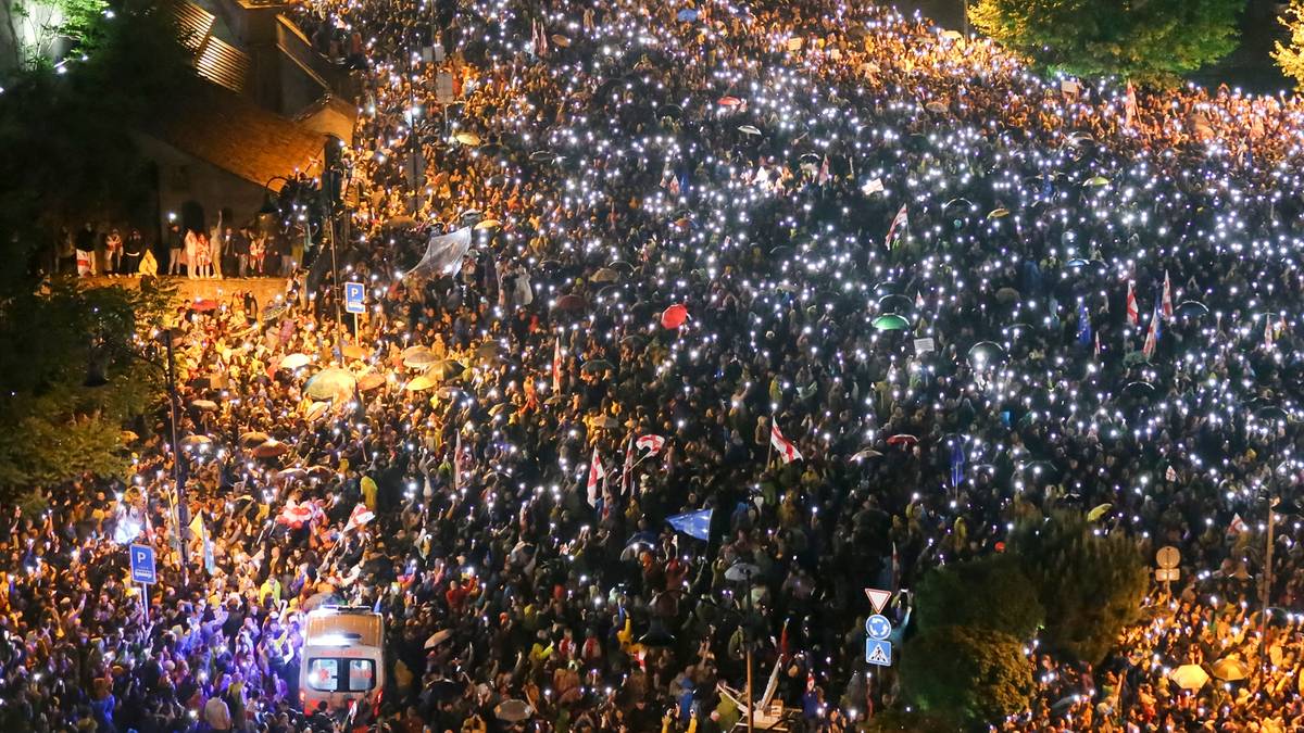 Protesty w Gruzji coraz większe. Premier ogłosił decyzję ws. ustawy o "zagranicznych agentach"