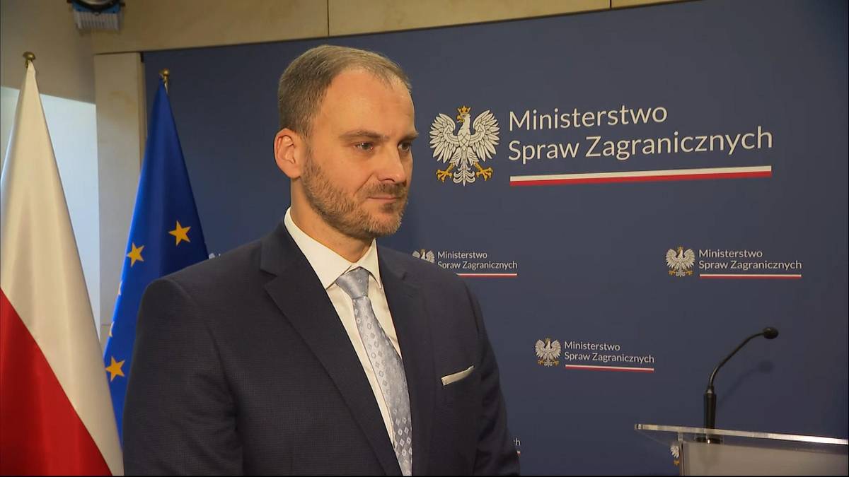 Zdemontowano tablice na polskim cmentarzu w Katyniu. Jest ruch MSZ