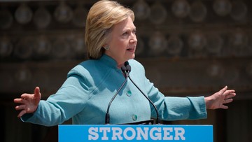 Departament Stanu USA wznowił dochodzenie w sprawie Clinton
